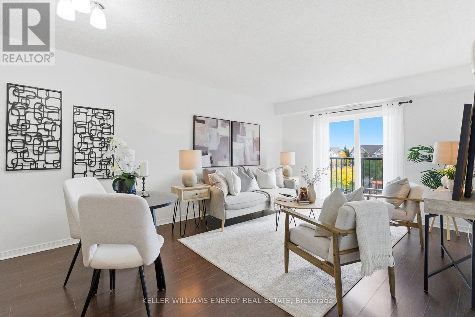 304 - 90 Aspen Springs Drive, Clarington, Ontario L1C 5N3 - Photo 8 - E12523510