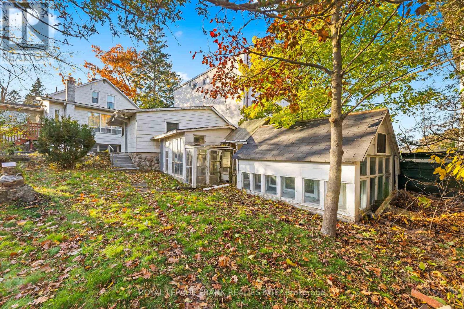 1627 Dufferin Street, Whitby, Ontario L1N 1B3 - Photo 11 - E12523556