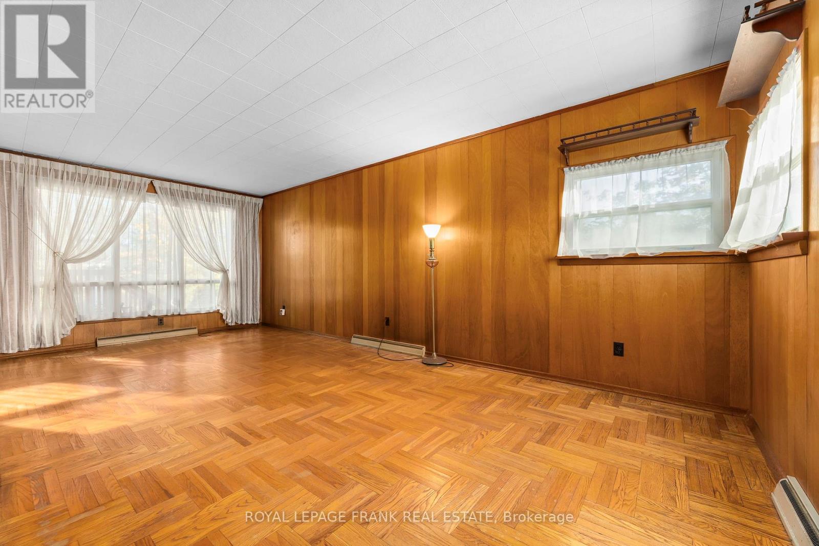 1627 Dufferin Street, Whitby, Ontario L1N 1B3 - Photo 17 - E12523556