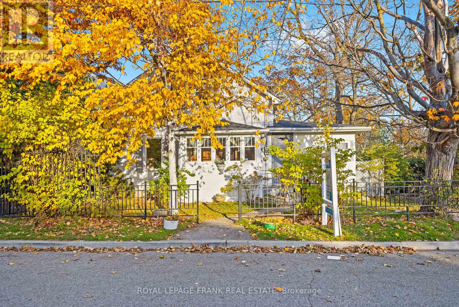 1627 Dufferin Street, Whitby, Ontario L1N 1B3 - Photo 2 - E12523556