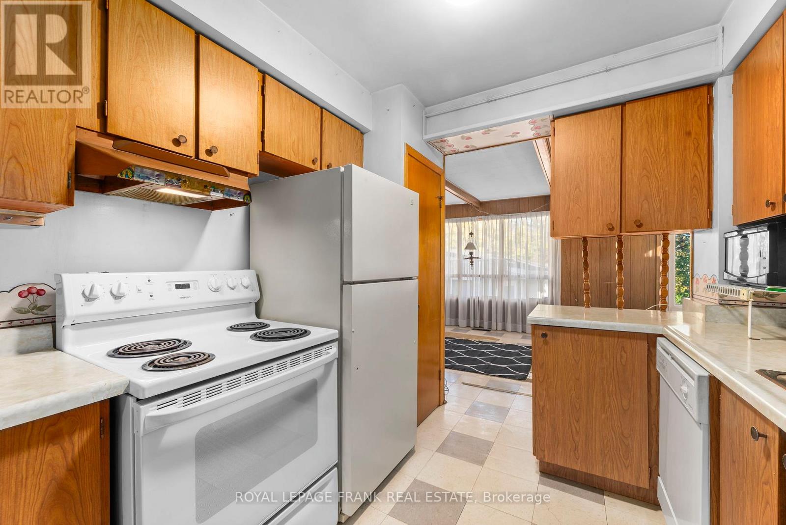 1627 Dufferin Street, Whitby, Ontario L1N 1B3 - Photo 26 - E12523556