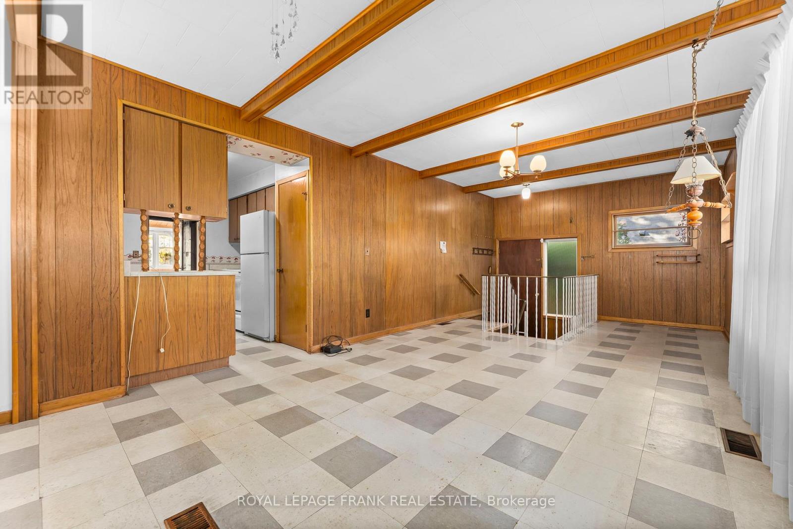 1627 Dufferin Street, Whitby, Ontario L1N 1B3 - Photo 30 - E12523556