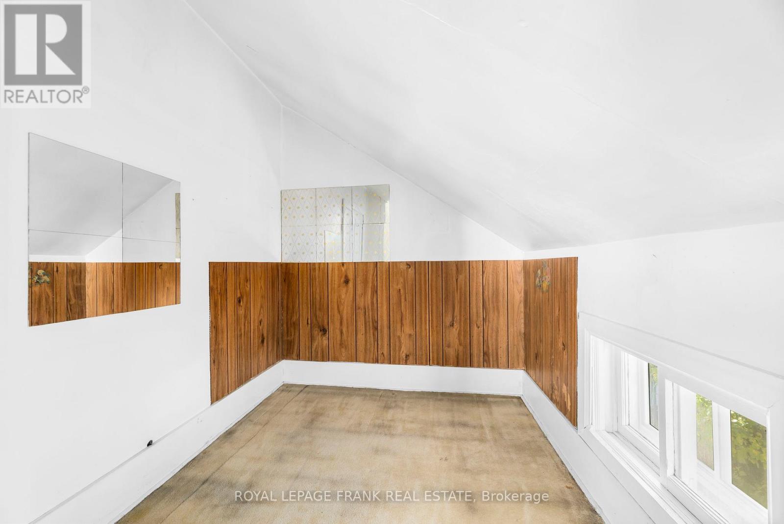 1627 Dufferin Street, Whitby, Ontario L1N 1B3 - Photo 36 - E12523556