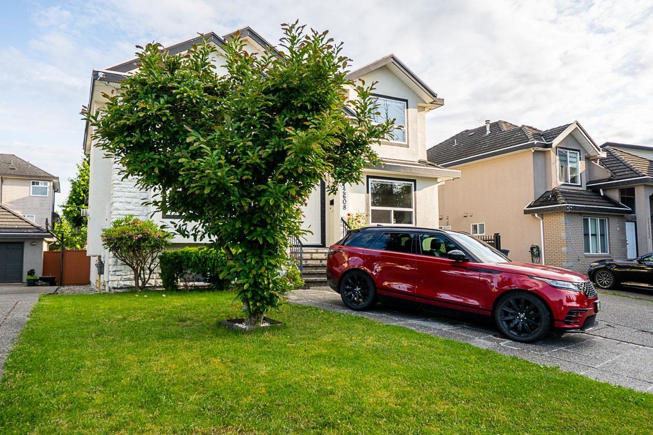 12608 67a Avenue, Surrey, British Columbia  V3W 1G3 - Photo 3 - R3009851