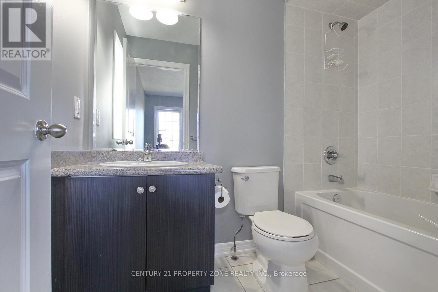 36 Dufay Road, Brampton, Ontario  L7A 4A1 - Photo 19 - W12523210