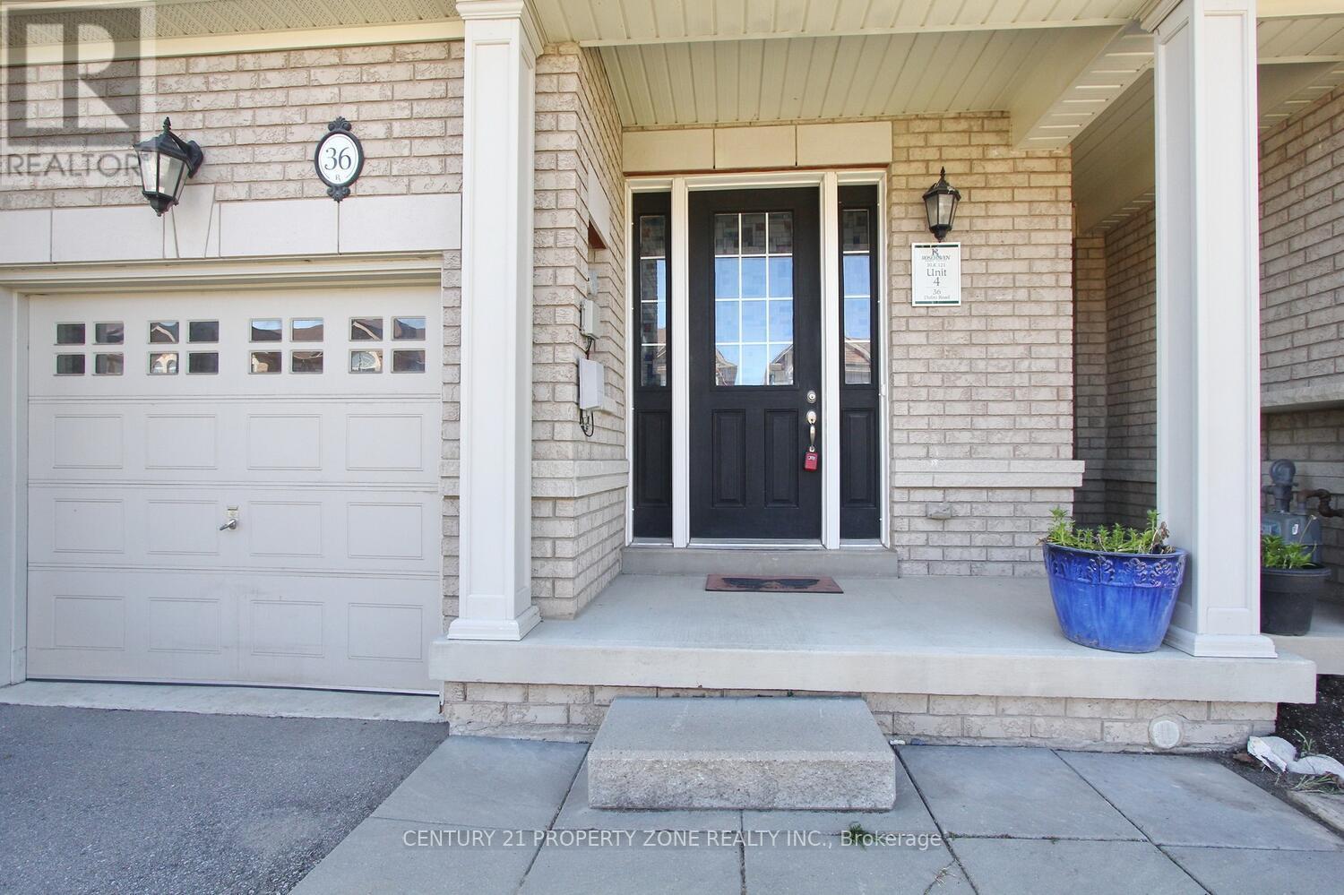 36 Dufay Road, Brampton, Ontario  L7A 4A1 - Photo 2 - W12523210