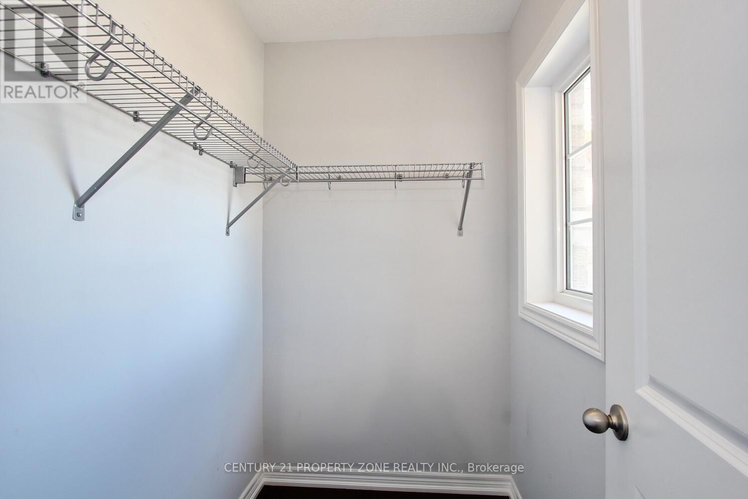 36 Dufay Road, Brampton, Ontario  L7A 4A1 - Photo 20 - W12523210