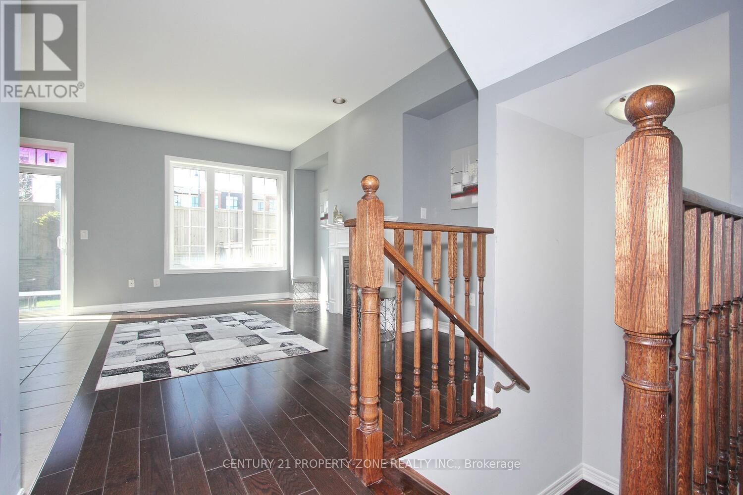 36 Dufay Road, Brampton, Ontario  L7A 4A1 - Photo 9 - W12523210