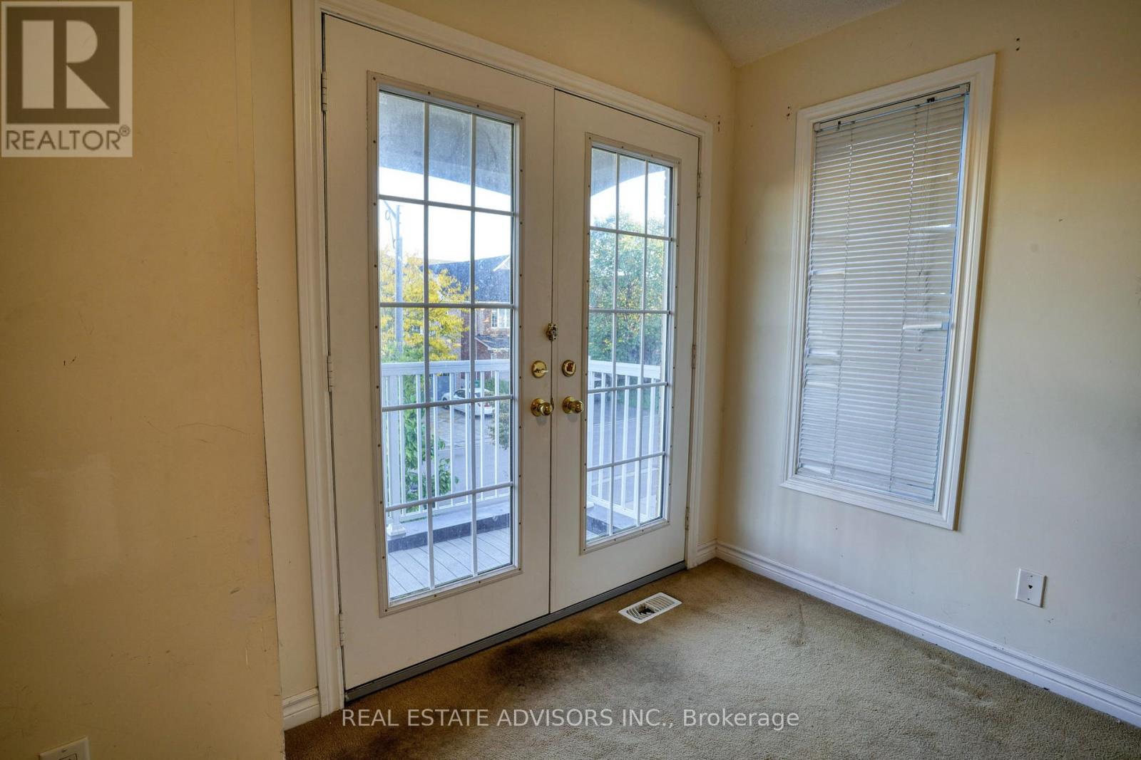 3208 Countess Crescent, Mississauga, Ontario  L5M 0E2 - Photo 11 - W12523220