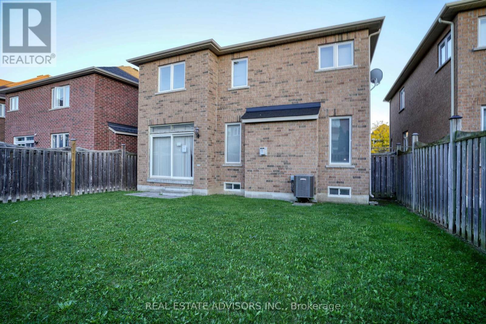 3208 Countess Crescent, Mississauga, Ontario  L5M 0E2 - Photo 26 - W12523220