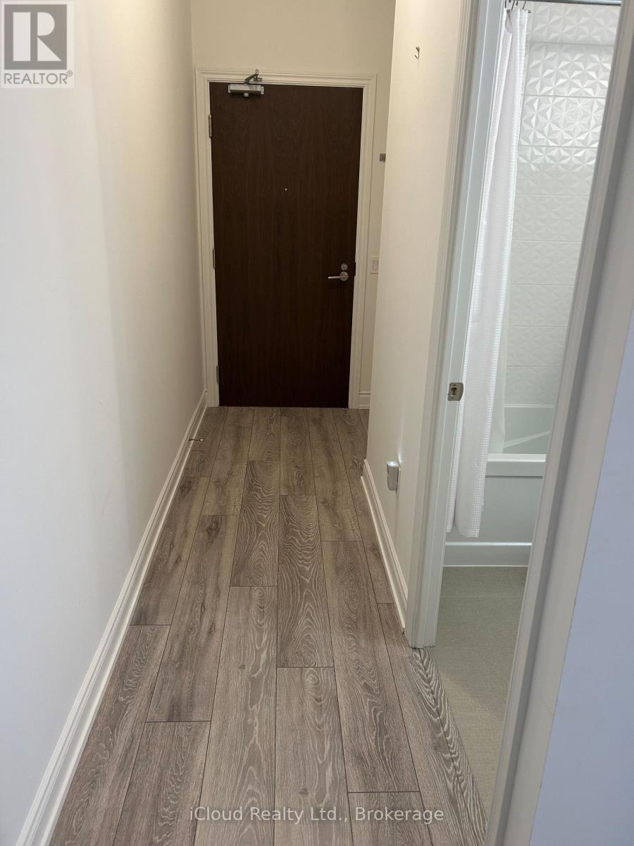 113 - 1050 Main Street E, Milton, Ontario L9T 6H7 - Photo 4 - W12523226