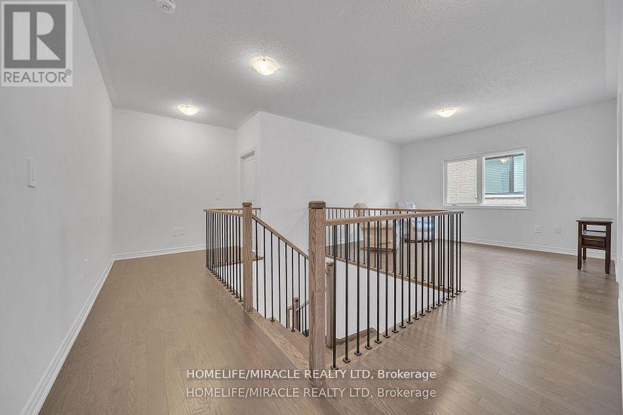 1536 Buttercup Court, Milton, Ontario  L9E 2G3 - Photo 19 - W12523242