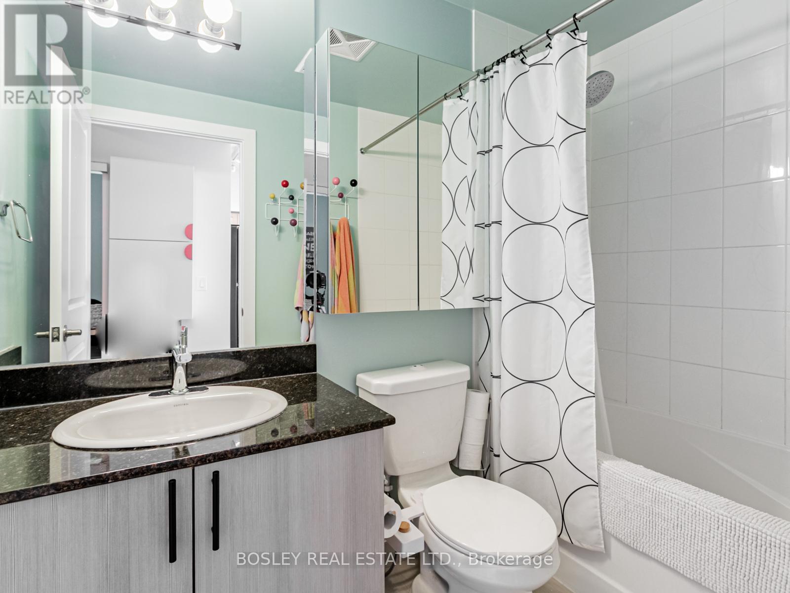 605 - 1638 Bloor Street W, Toronto, Ontario  M6P 0A6 - Photo 16 - W12523260