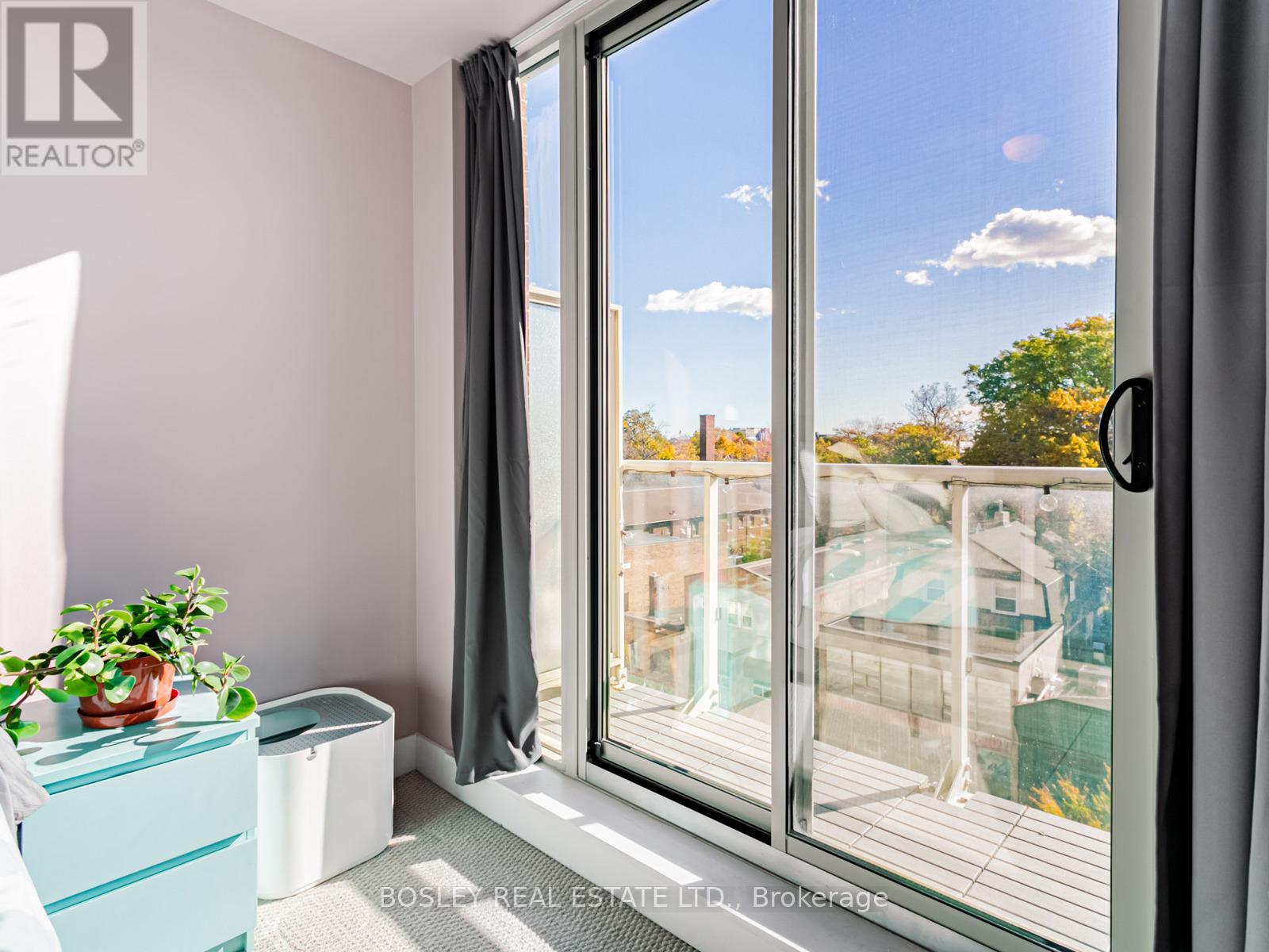 605 - 1638 Bloor Street W, Toronto, Ontario  M6P 0A6 - Photo 18 - W12523260