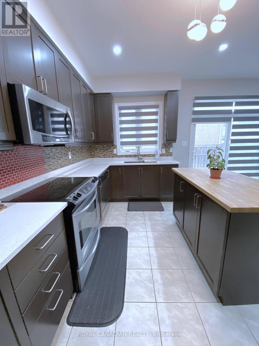 Upper - 9 Putnam Drive, Brampton, Ontario  L7A 3S4 - Photo 13 - W12523262