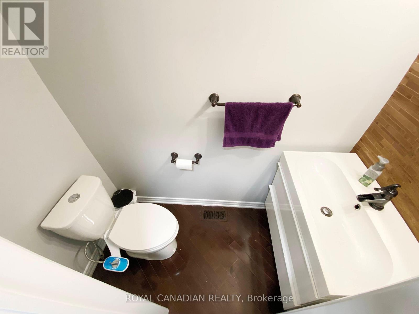 Upper - 9 Putnam Drive, Brampton, Ontario  L7A 3S4 - Photo 15 - W12523262