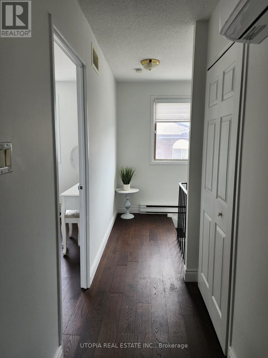 203 - 2170 Bromsgrove Road, Mississauga, Ontario  L5J 4J2 - Photo 14 - W12523310