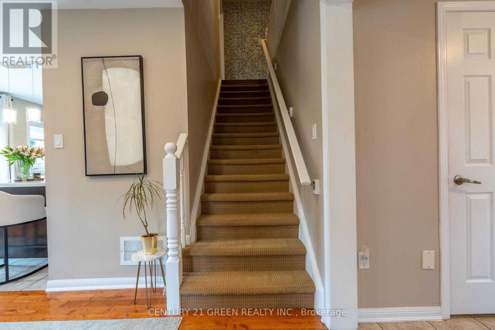 936 Hepburn Road, Milton, Ontario  L9T 0L6 - Photo 17 - W12523326