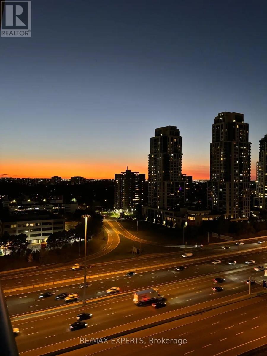 30 GIBBS ROAD, Toronto, Ontario