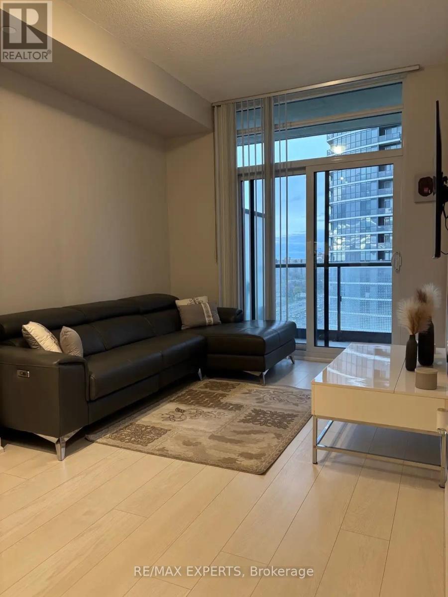 30 Gibbs Road, Toronto, Ontario  M9B 0E4 - Photo 6 - W12523364