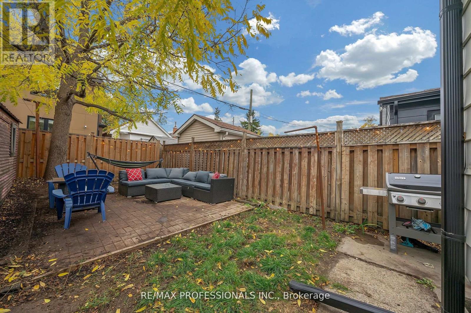 38 Nickle Street, Toronto, Ontario  M6M 2H6 - Photo 25 - W12523366