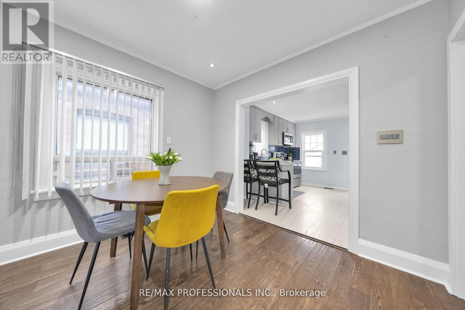 38 Nickle Street, Toronto, Ontario  M6M 2H6 - Photo 8 - W12523366