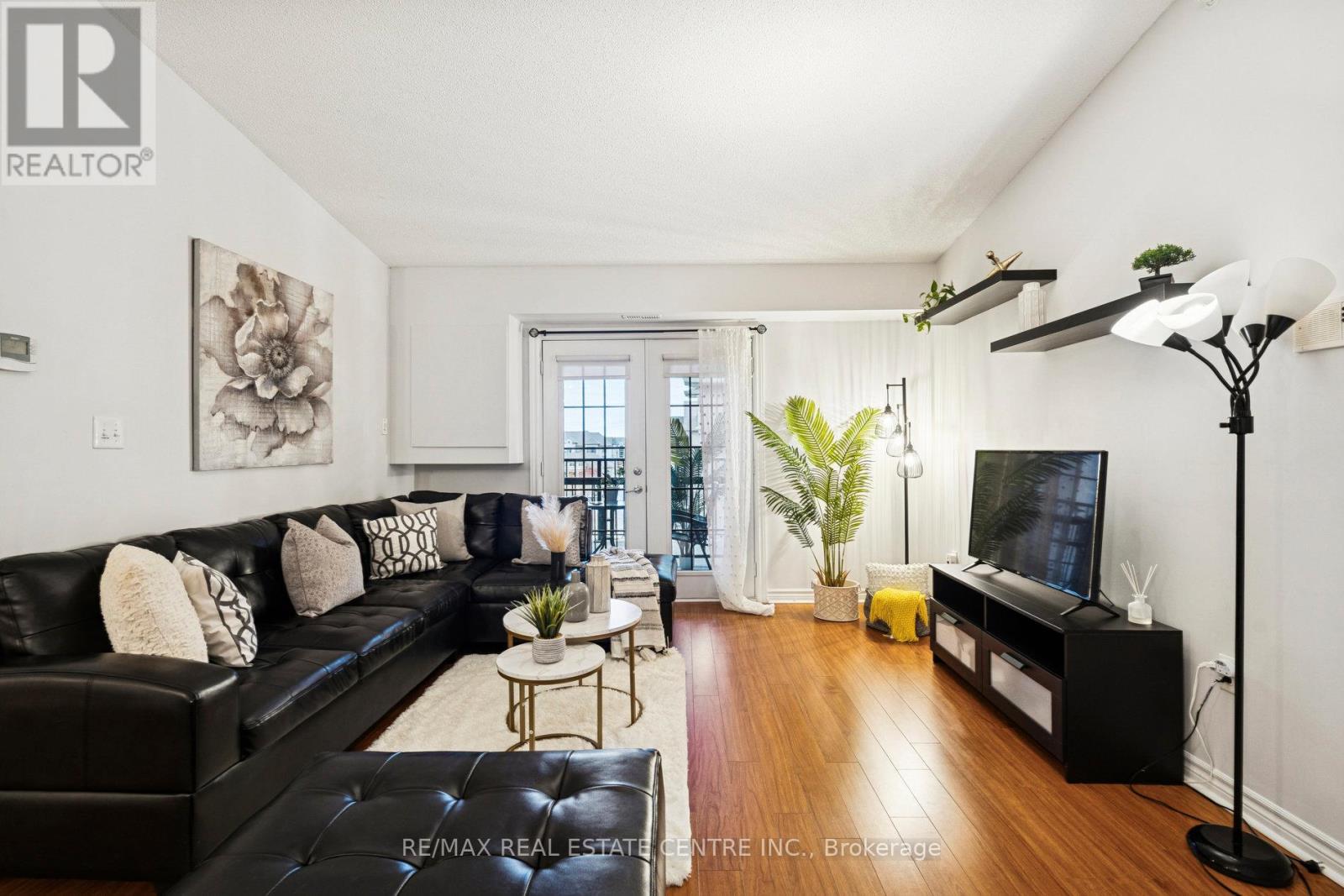 408 - 1350 Main Street E, Milton, Ontario  L9T 7S7 - Photo 3 - W12523372