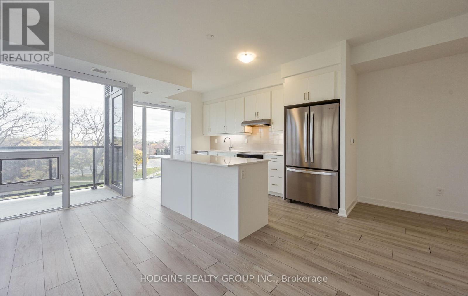 404 - 1035 Southdown Road, Mississauga, Ontario  L5J 0A2 - Photo 11 - W12523408