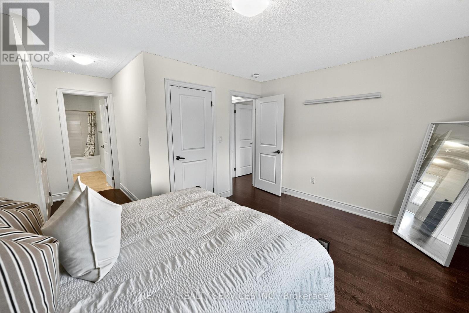 16 Workgreen Park Way, Brampton, Ontario  L6Y 6J5 - Photo 22 - W12523424