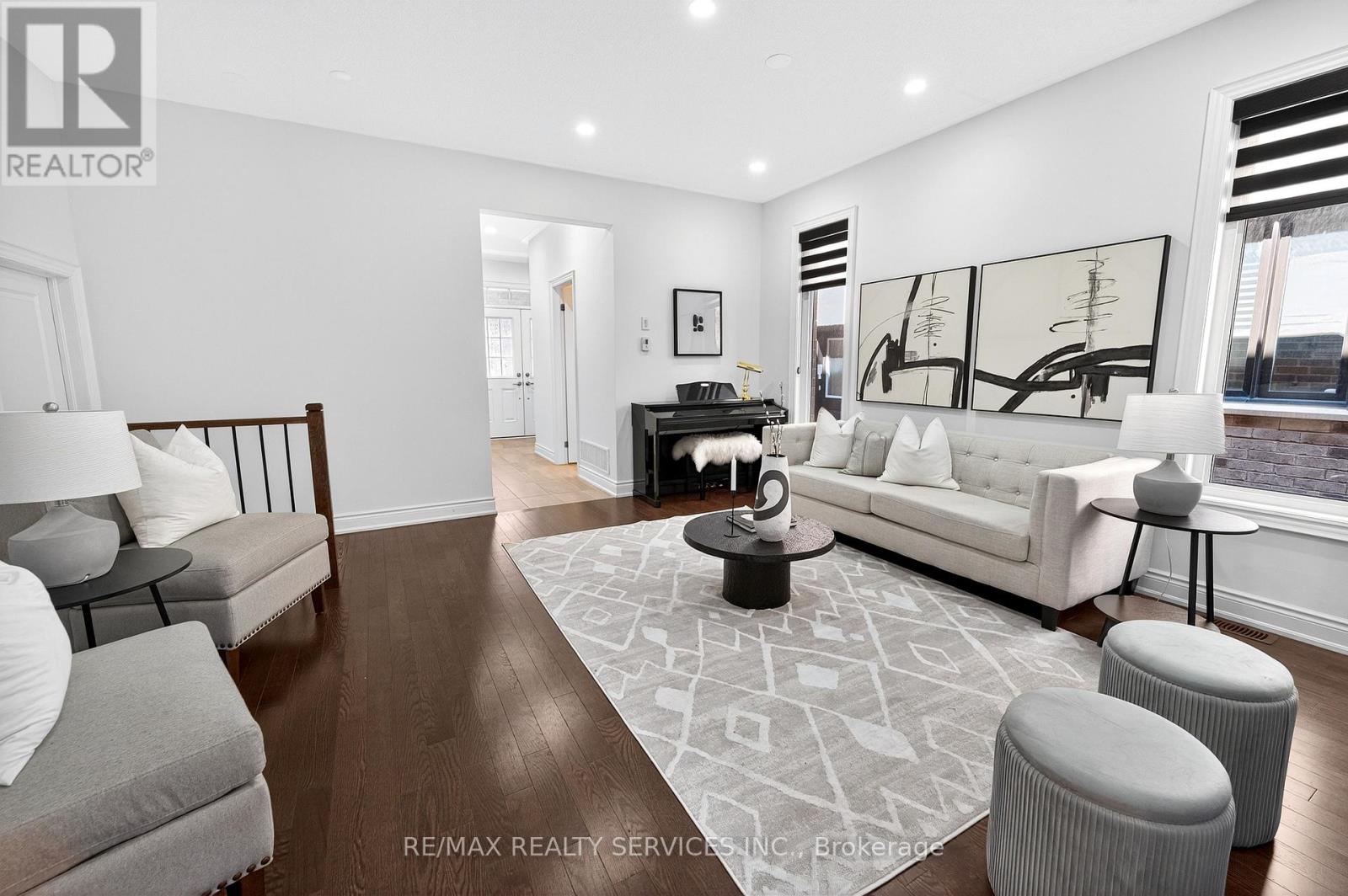 16 Workgreen Park Way, Brampton, Ontario  L6Y 6J5 - Photo 6 - W12523424