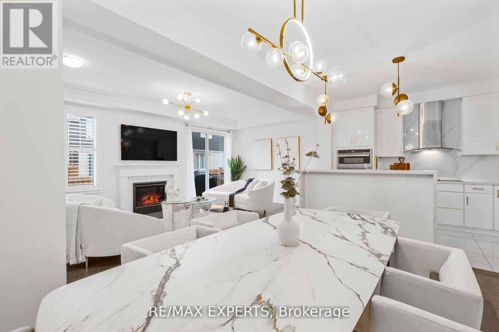 1358 Lobelia Crescent, Milton, Ontario  L9E 1X5 - Photo 10 - W12523442