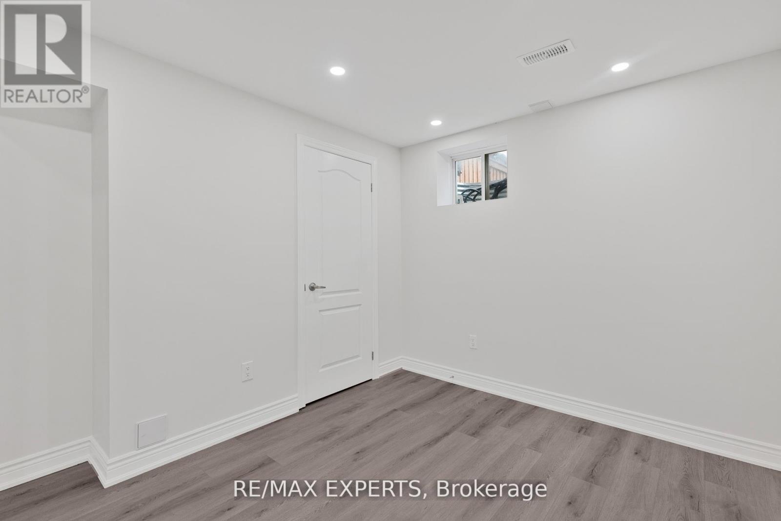 1358 Lobelia Crescent, Milton, Ontario  L9E 1X5 - Photo 35 - W12523442