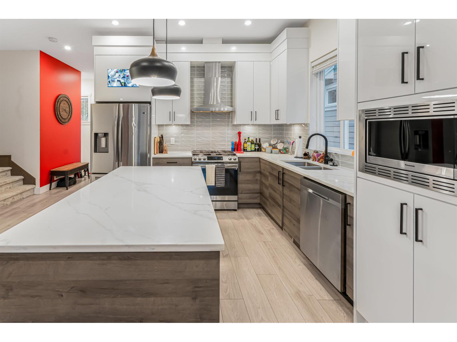 17188 1 Avenue, Surrey, British Columbia  V3Z 9R2 - Photo 6 - R3065496