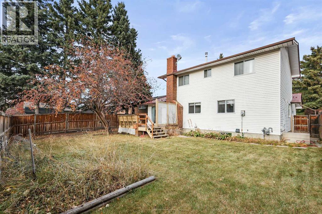 115 Brookgreen Drive Sw, Calgary, Alberta  T2W 2W4 - Photo 12 - A2268291