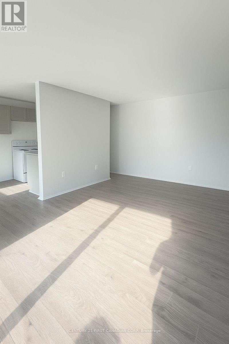 312 - 1830 Dumont Street, London East, Ontario  N5W 2S1 - Photo 7 - X12523504