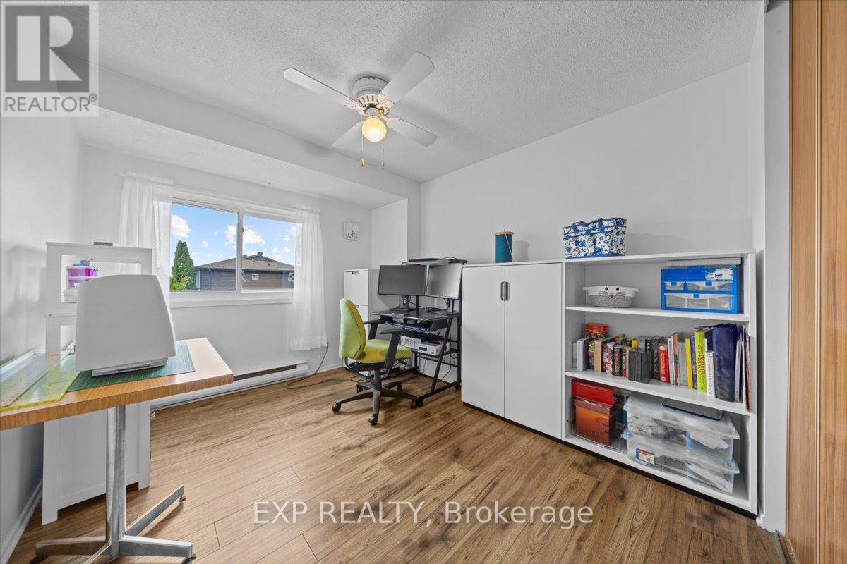 3166 Stockton Drive, Ottawa, Ontario K1T 1S1 - Photo 20 - X12523470