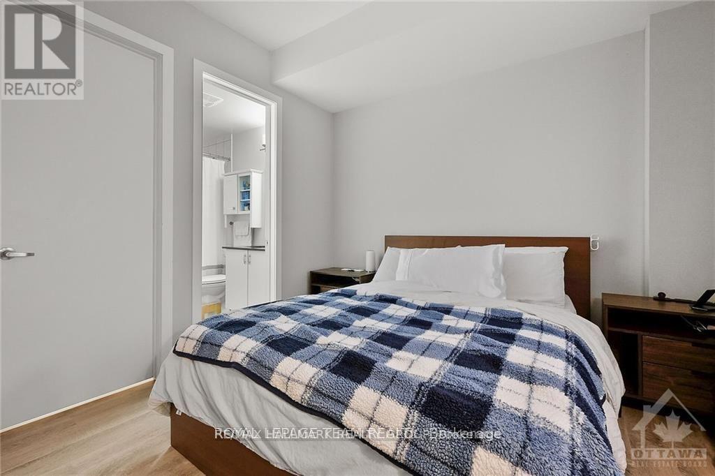 204 - 131 Holland Avenue, Ottawa, Ontario K1Y 3A2 - Photo 12 - X12523532