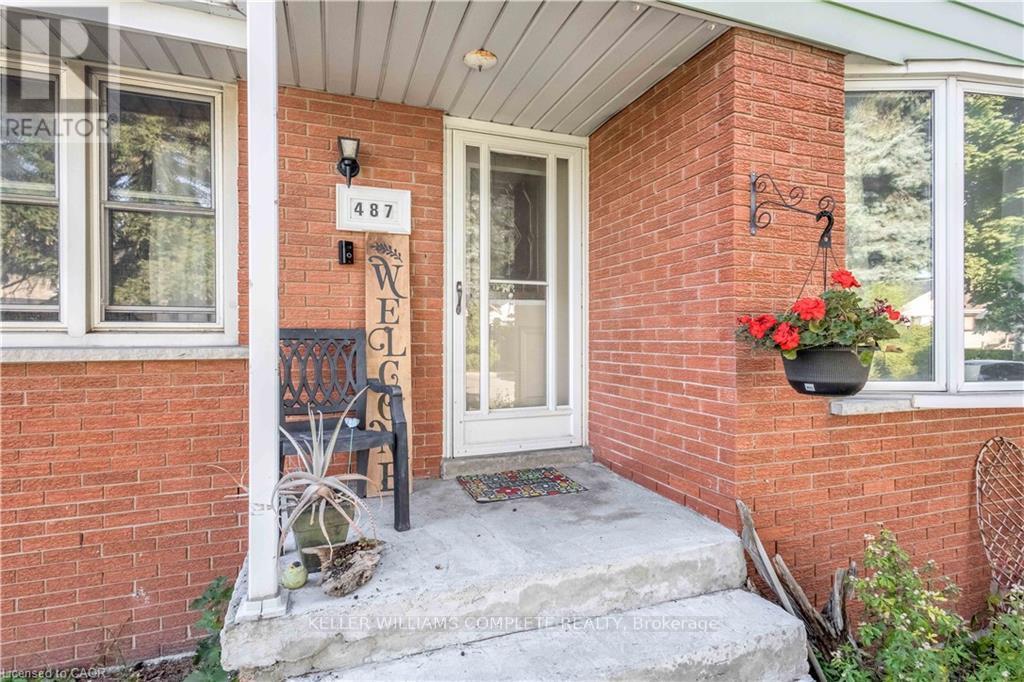 487 East 37th Street, Hamilton, Ontario  L8V 4C1 - Photo 5 - X12523214