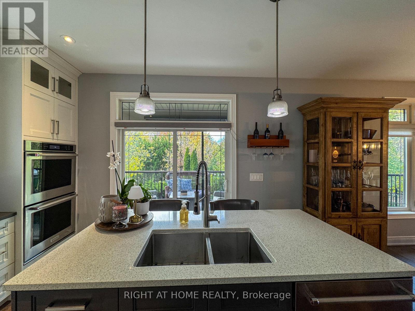 85 Mackenzie King Avenue, St. Catharines, Ontario  L2P 0E1 - Photo 17 - X12523228