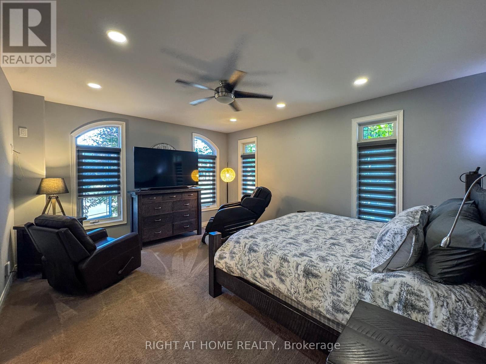 85 Mackenzie King Avenue, St. Catharines, Ontario  L2P 0E1 - Photo 21 - X12523228