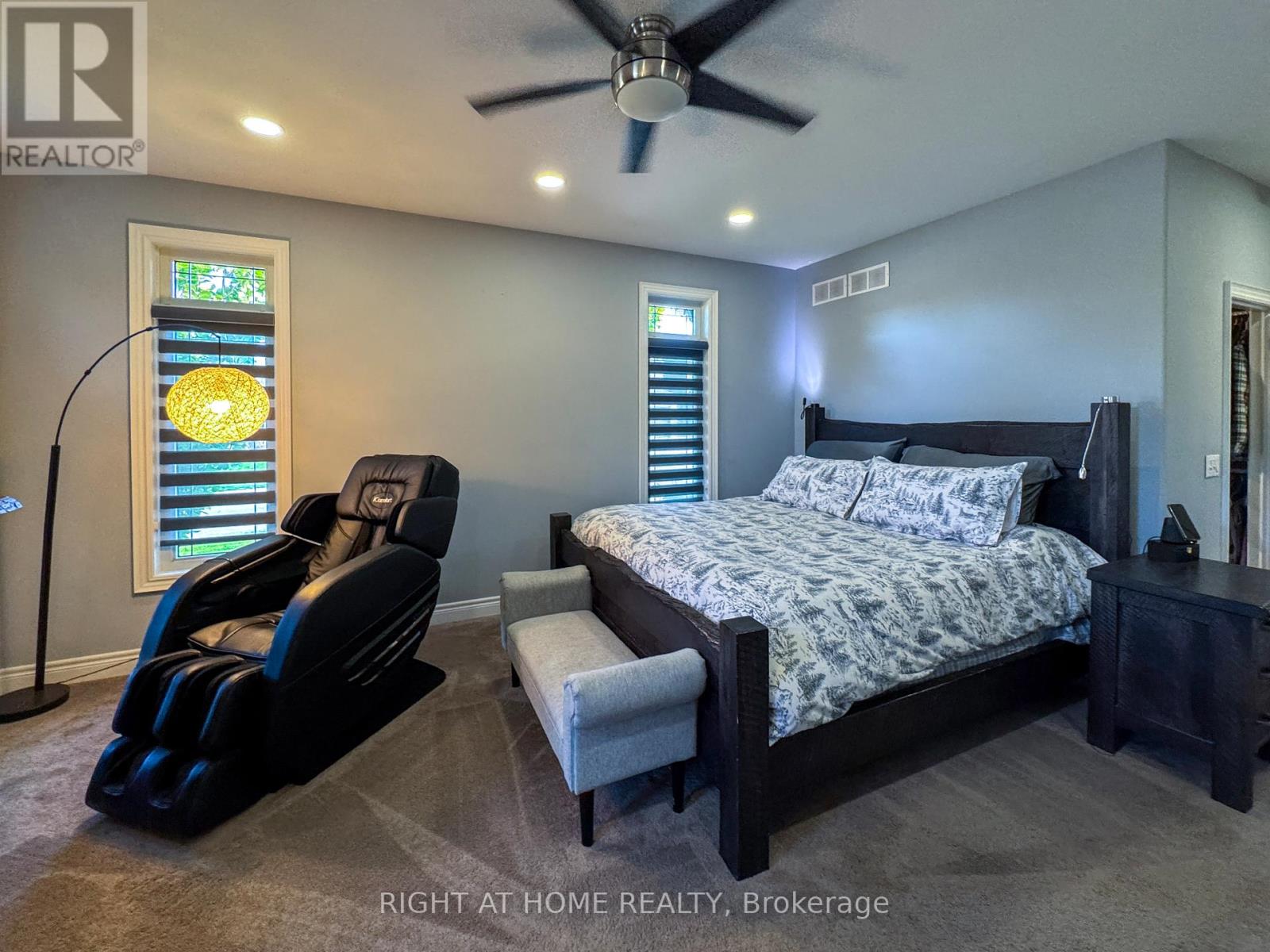 85 Mackenzie King Avenue, St. Catharines, Ontario  L2P 0E1 - Photo 22 - X12523228