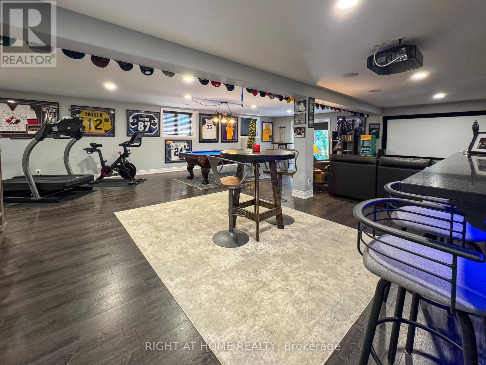 85 Mackenzie King Avenue, St. Catharines, Ontario  L2P 0E1 - Photo 43 - X12523228