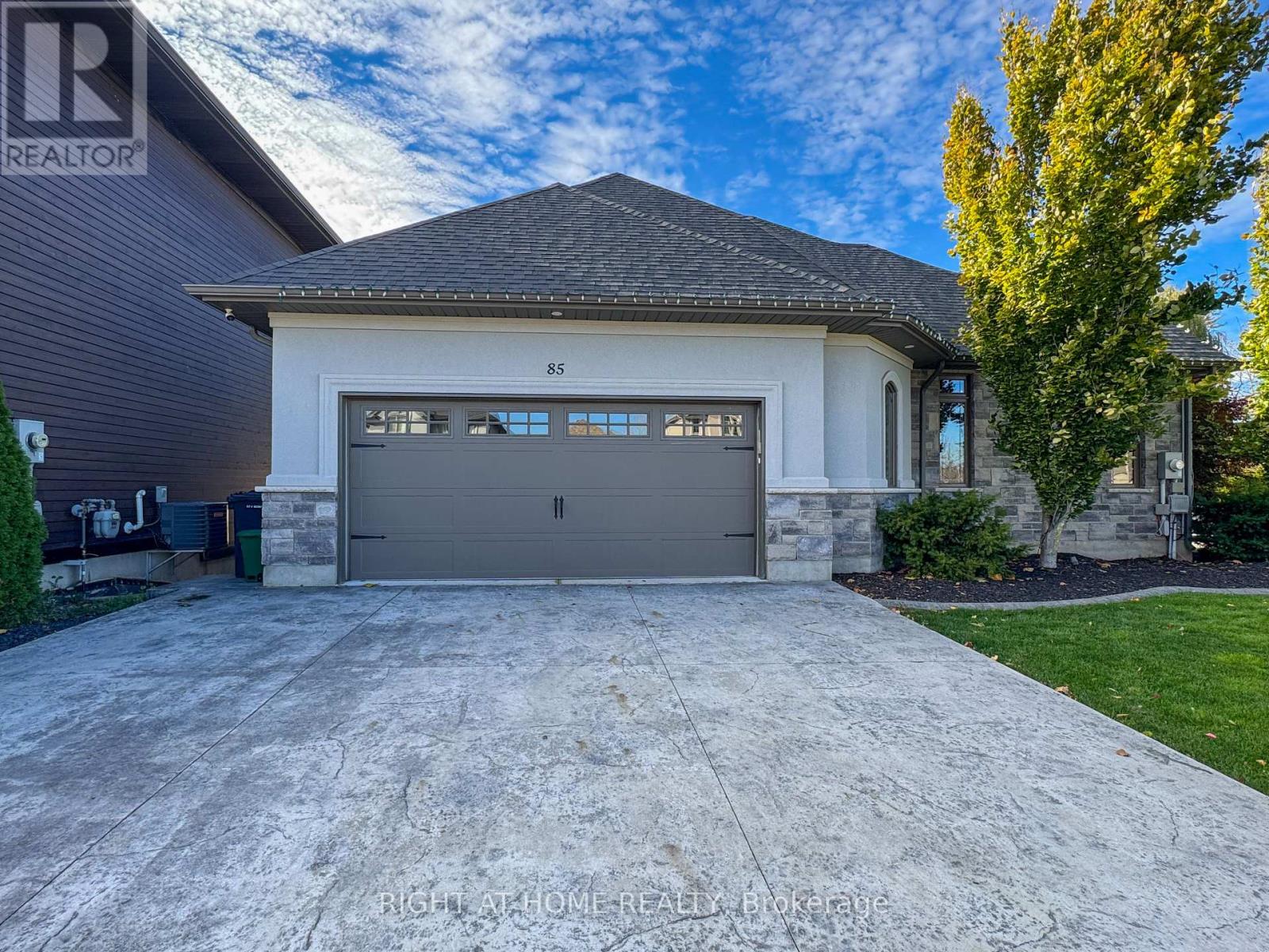 85 Mackenzie King Avenue, St. Catharines, Ontario  L2P 0E1 - Photo 5 - X12523228