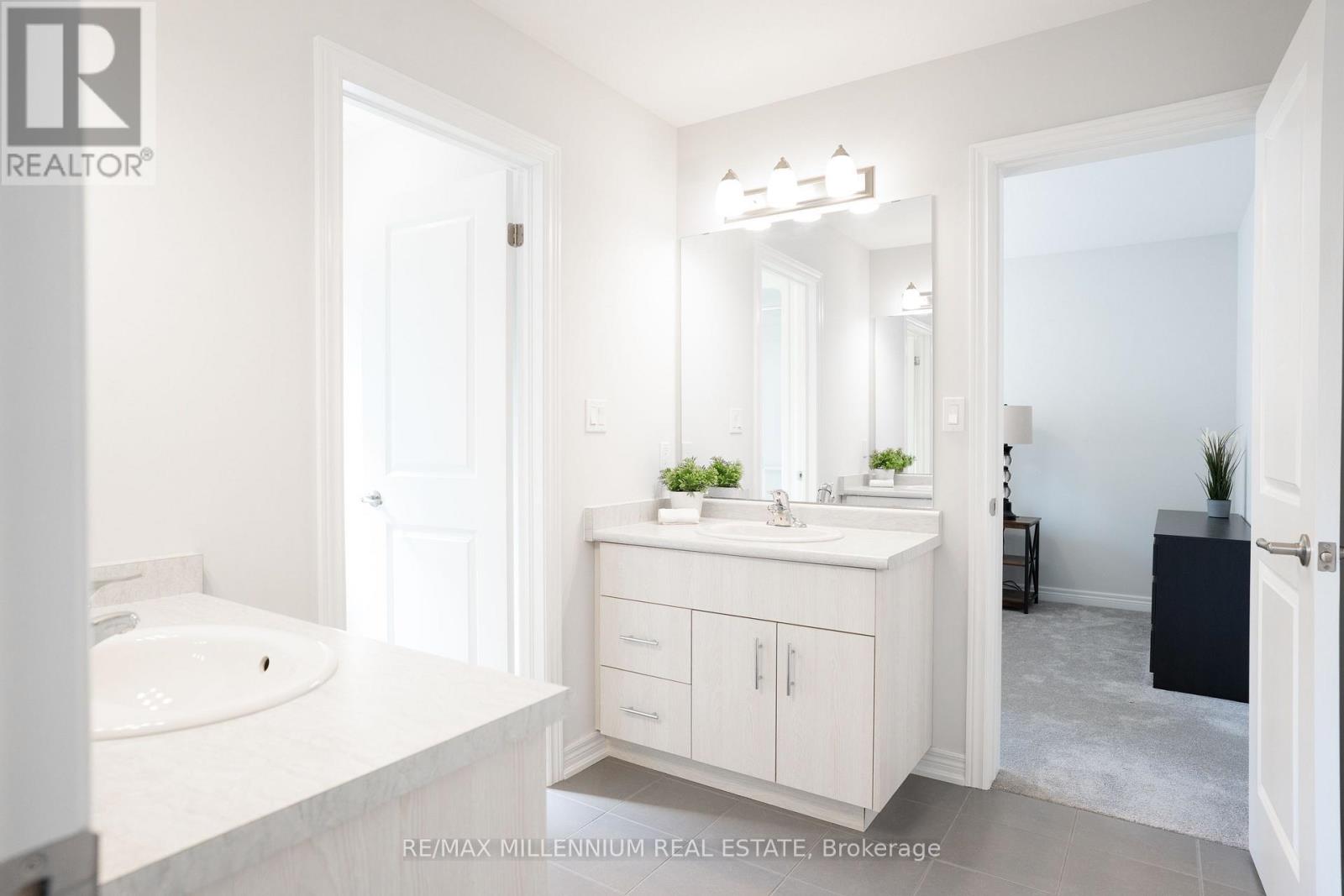 217 Walker Road, Pelham, Ontario L0S 1E6 - Photo 20 - X12523256