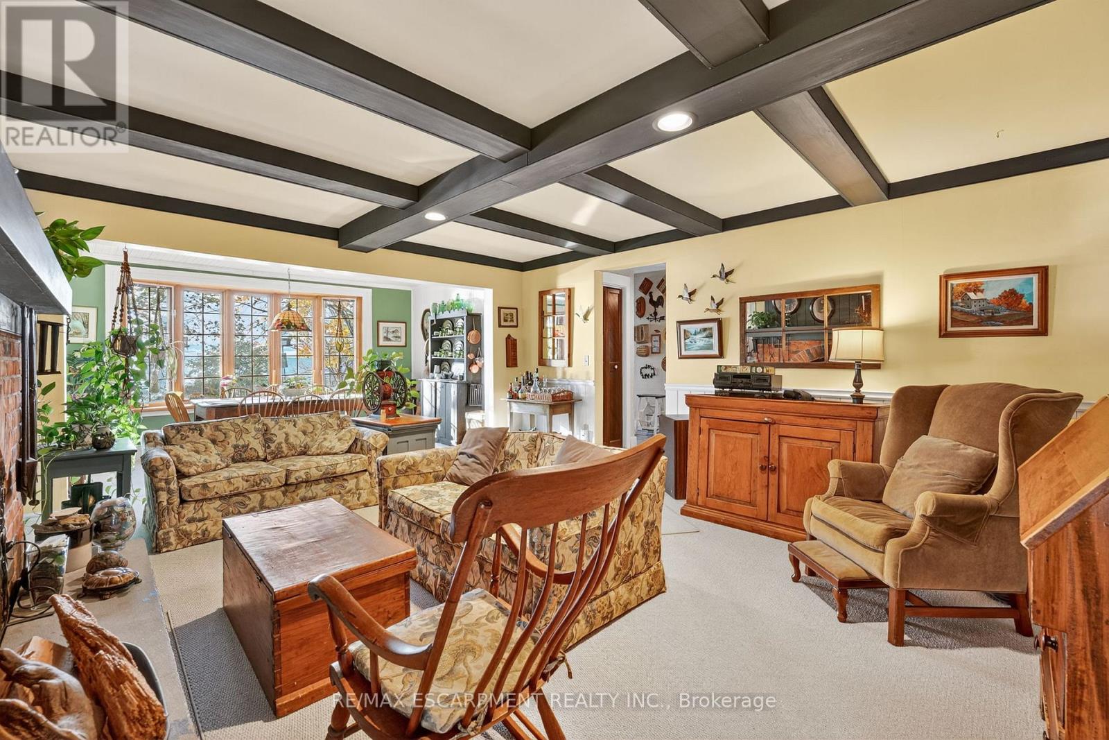 685 Sandy Road, Haldimand, Ontario  N1A 2W6 - Photo 11 - X12523322