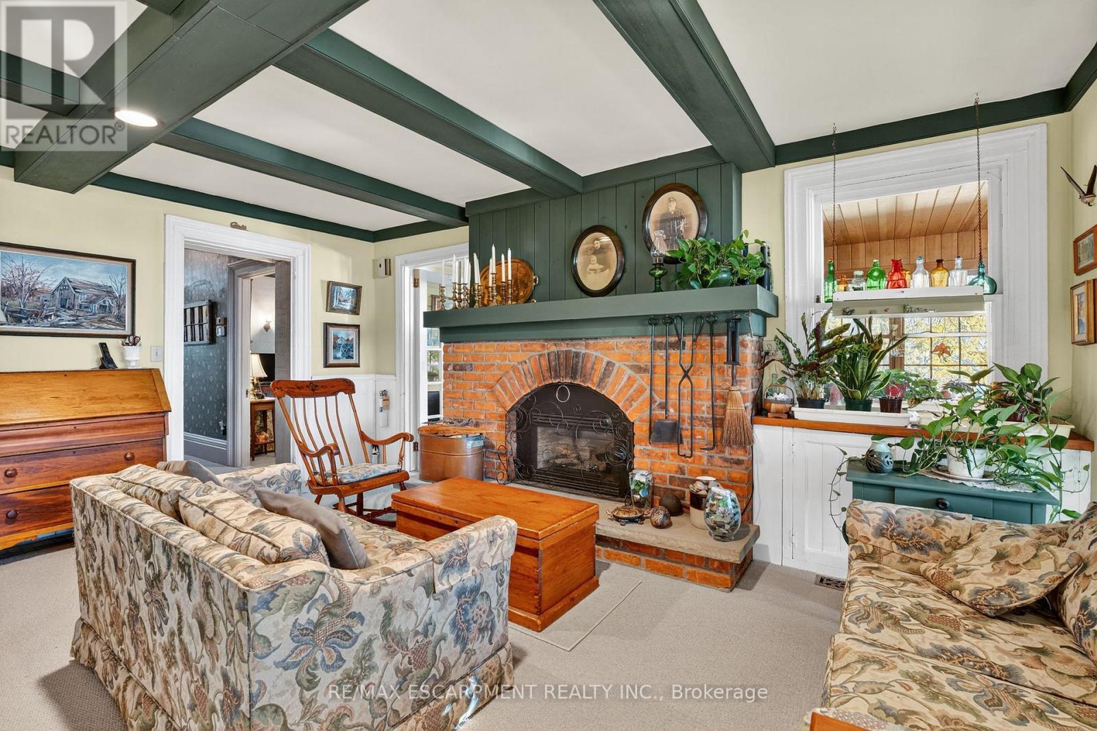 685 Sandy Road, Haldimand, Ontario  N1A 2W6 - Photo 13 - X12523322