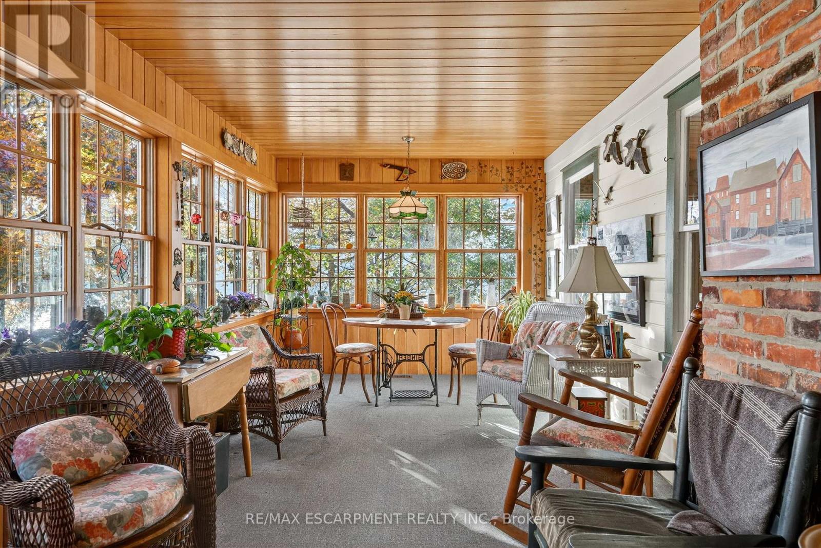 685 Sandy Road, Haldimand, Ontario  N1A 2W6 - Photo 18 - X12523322