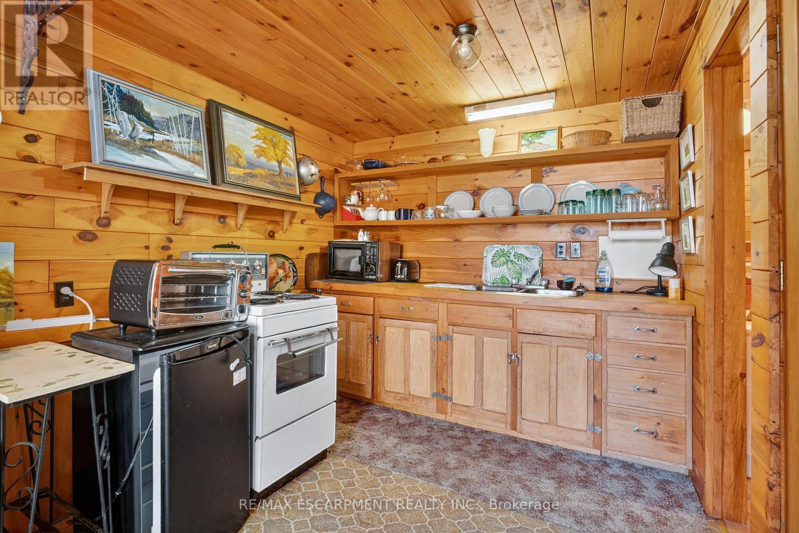 685 Sandy Road, Haldimand, Ontario  N1A 2W6 - Photo 36 - X12523322