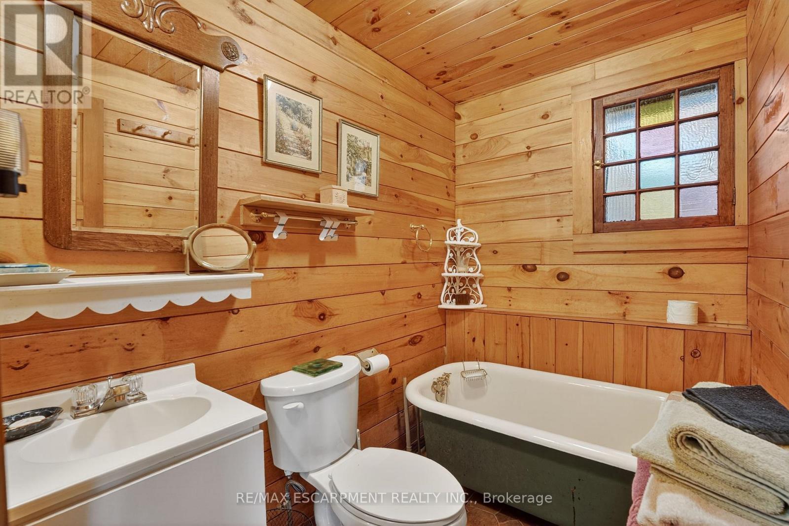 685 Sandy Road, Haldimand, Ontario  N1A 2W6 - Photo 37 - X12523322