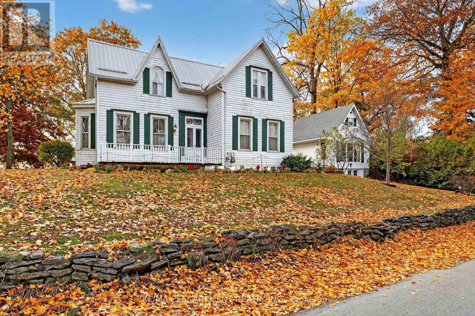 685 Sandy Road, Haldimand, Ontario  N1A 2W6 - Photo 6 - X12523322